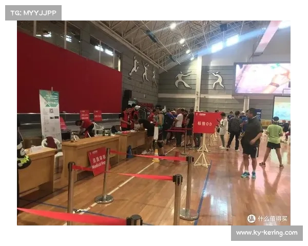 上海金山赛区提供换项区保障铁三选手顺利转换项目 上海金山赛区提供换项区保障铁三选手顺利转换项目